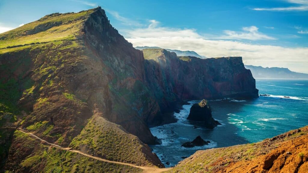 Magmatismo em Portugal influenciou a formação da Madeira e das Canárias