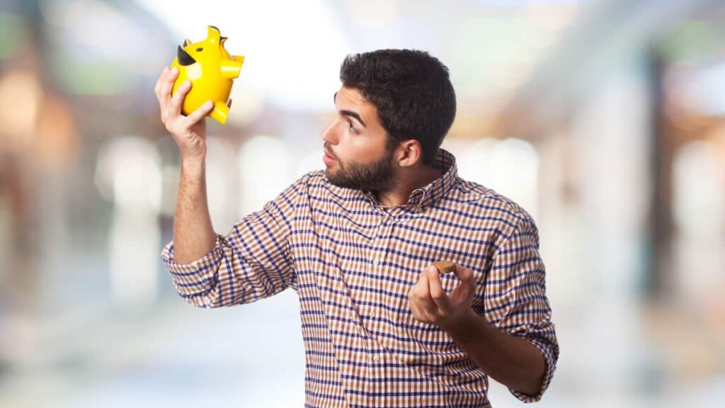 Porque o IRS Jovem pode ser mais benéfico do que a devolução das propinas, segundo a OCC?