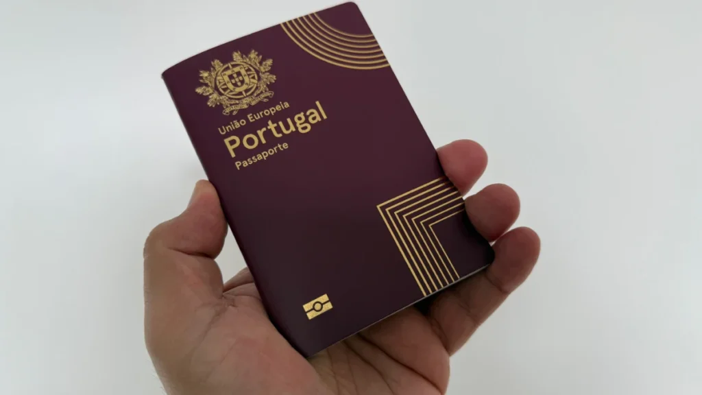 Revelados os passaportes mais poderosos da Europa! Como está Portugal?