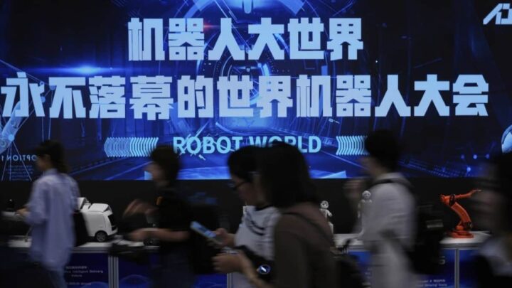 Robot Mall: um centro comercial totalmente dedicado aos robôs humanoides da China