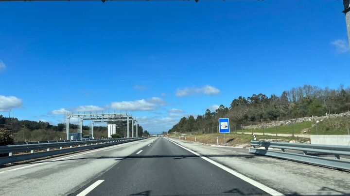 Limite de velocidade na A25 passou de 120 para 100 km/h?