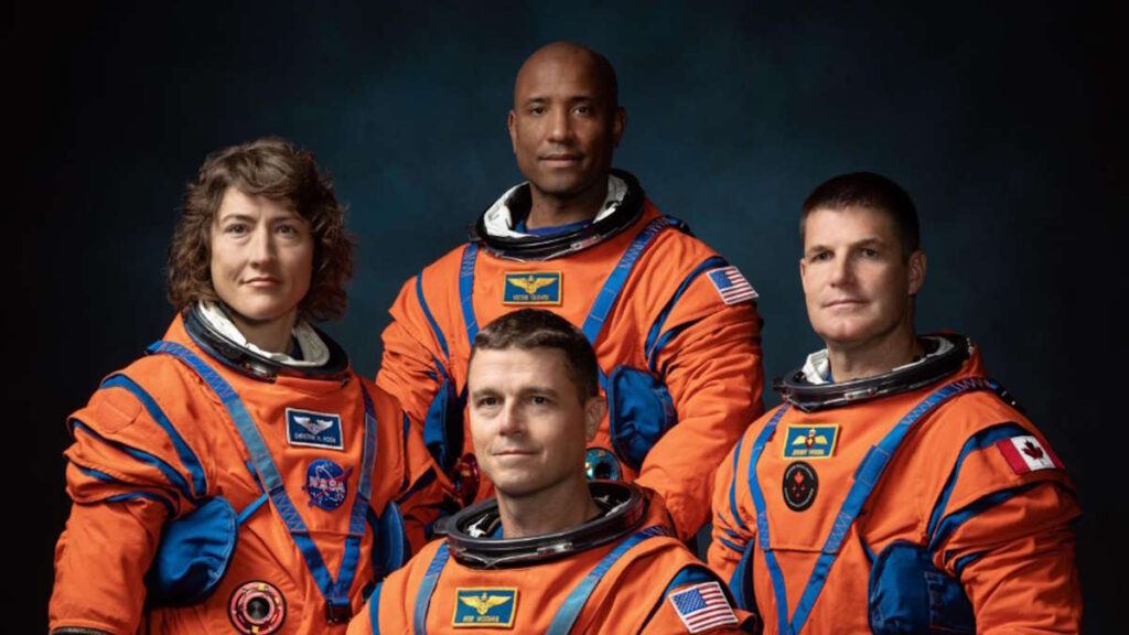 Artemis II NASA Lua astronautas