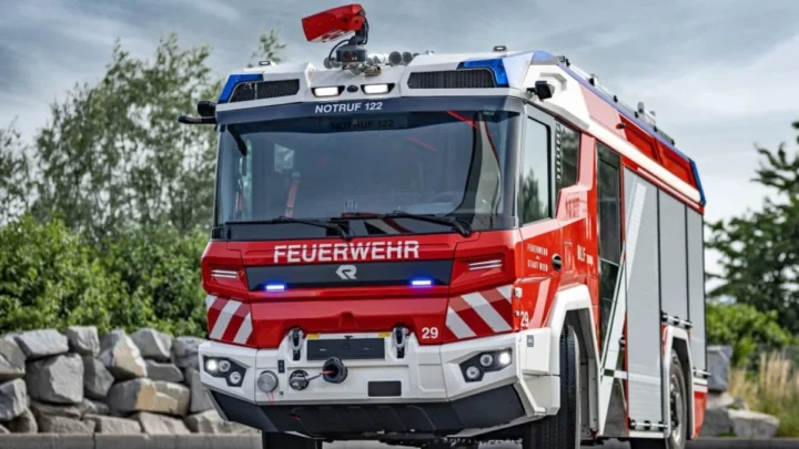 Imagem camião dos bombeiros elétrico