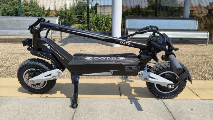 Análise: OOTD T10 - robustez, potência e praticidade numa só trotinete