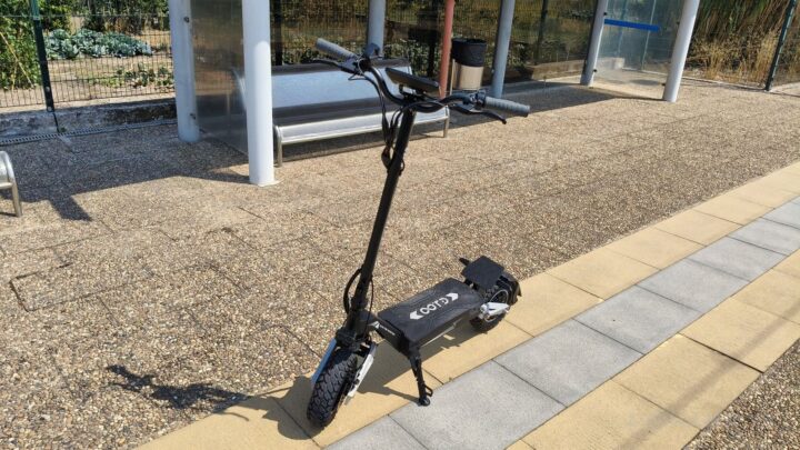 Análise: OOTD T10 - robustez, potência e praticidade numa só trotinete