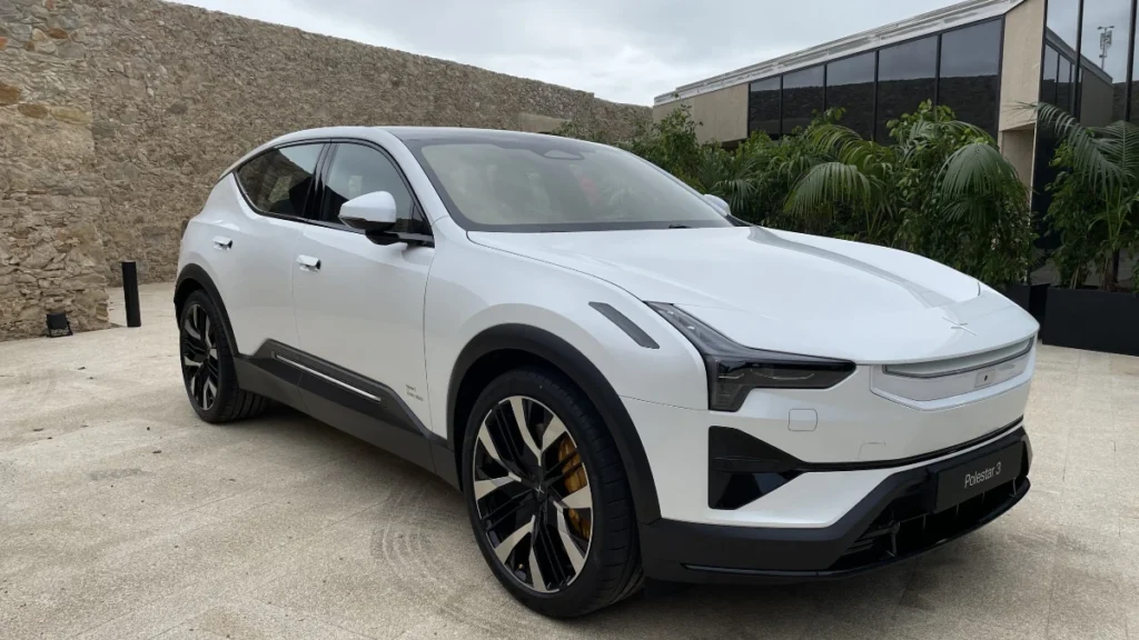 Polestar reporta prejuízo de mais de mil milhões de dólares