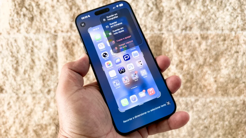 Capturas de ecrã no iOS 26 podem ser aborrecidas, mude o método