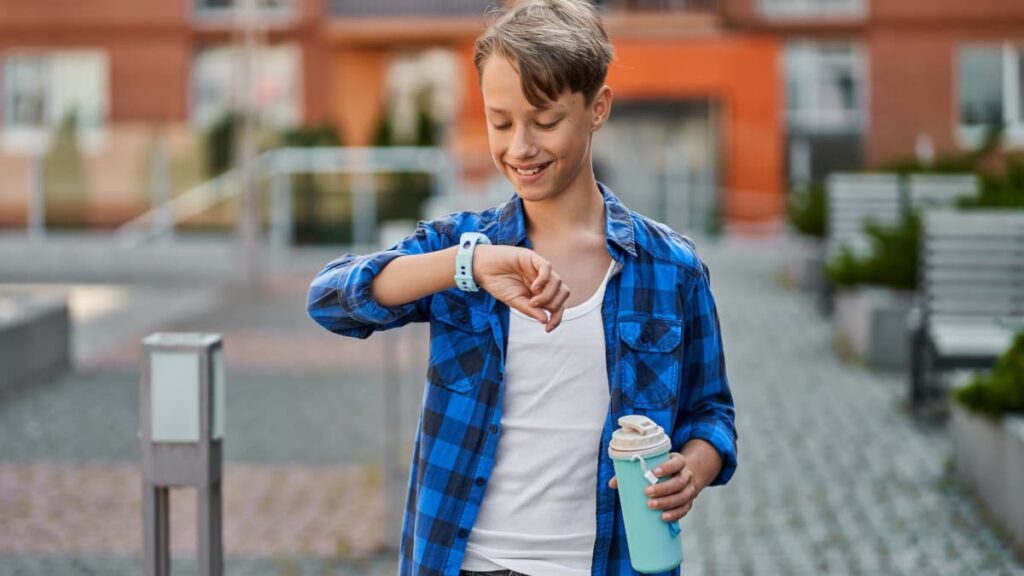 Regresso às aulas com um smartwatch no pulso: como escolher a melhor opção?