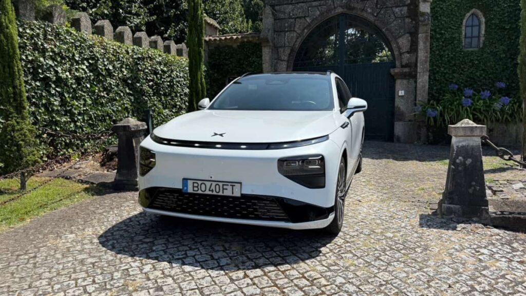 Testámos o XPENG G9. E não estávamos preparados para este “game changer”