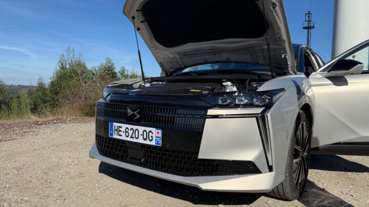 Nº4 E-TENSE 100% elétrico da DS