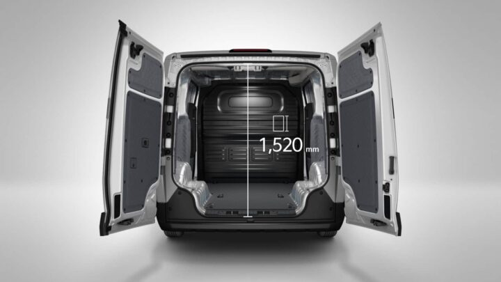 A Kia conquistou um recorde mundial certificado pelo Guinness World Records, depois de a sua carrinha elétrica PV5 Cargo percorrer 693,38 km com um único carregamento e a sua carga útil máxima autorizada de 665 kg.