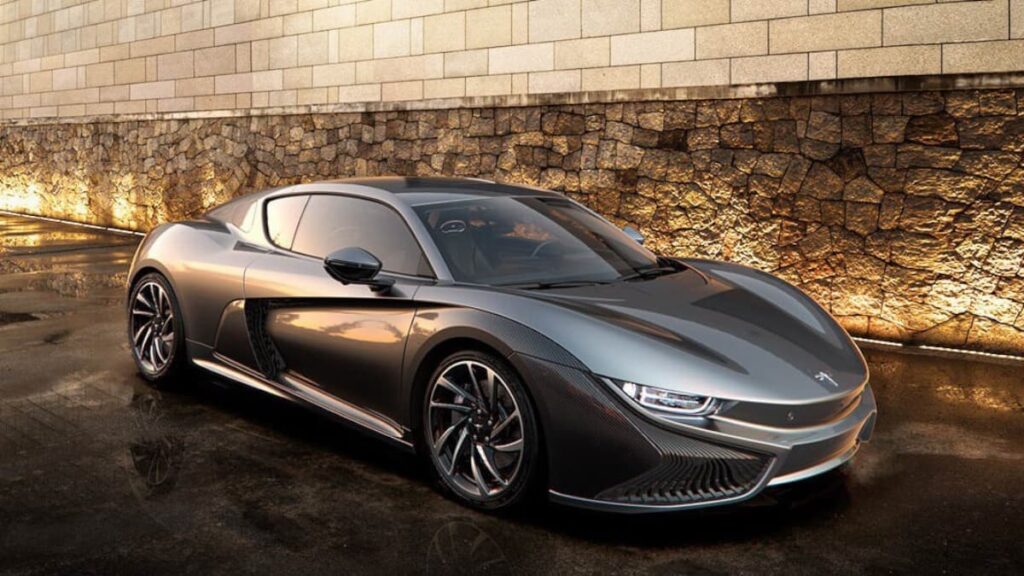 Homem pagou $31 mil por um carro desportivo, mas a Alibaba enviou-lhe algo diferente…