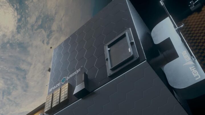 Space Armor, ou armadura espacial, da Atomic-6