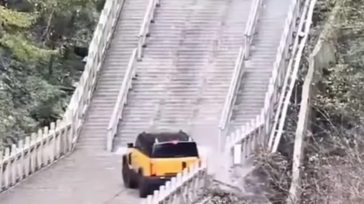 Imagem do SUV da China que tentou bater o Land Rover