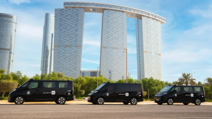 Frota de robotáxis da Uber