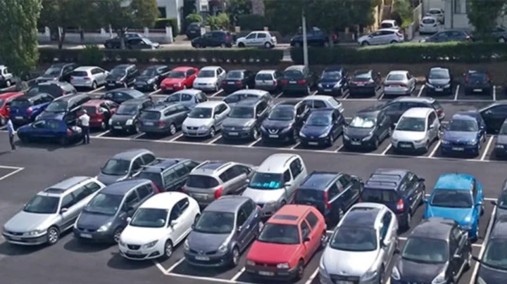 Imagem estacionamento convencional