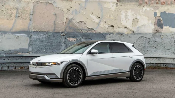 Imagem de um dos carros elétricos da Hyundai