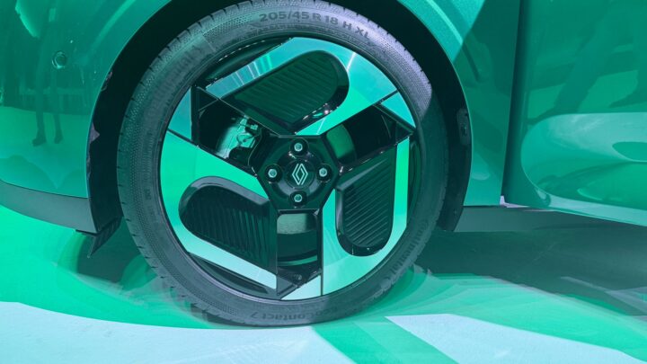 Renault Twing E-Tech elétrico