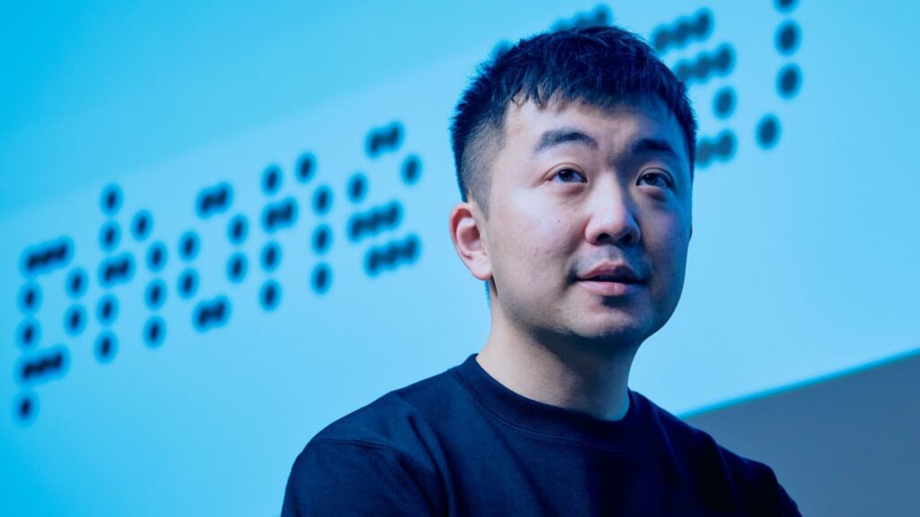 Carl Pei da Nothing acusa a Samsung de basear novos lançamentos nos rumores da Apple
