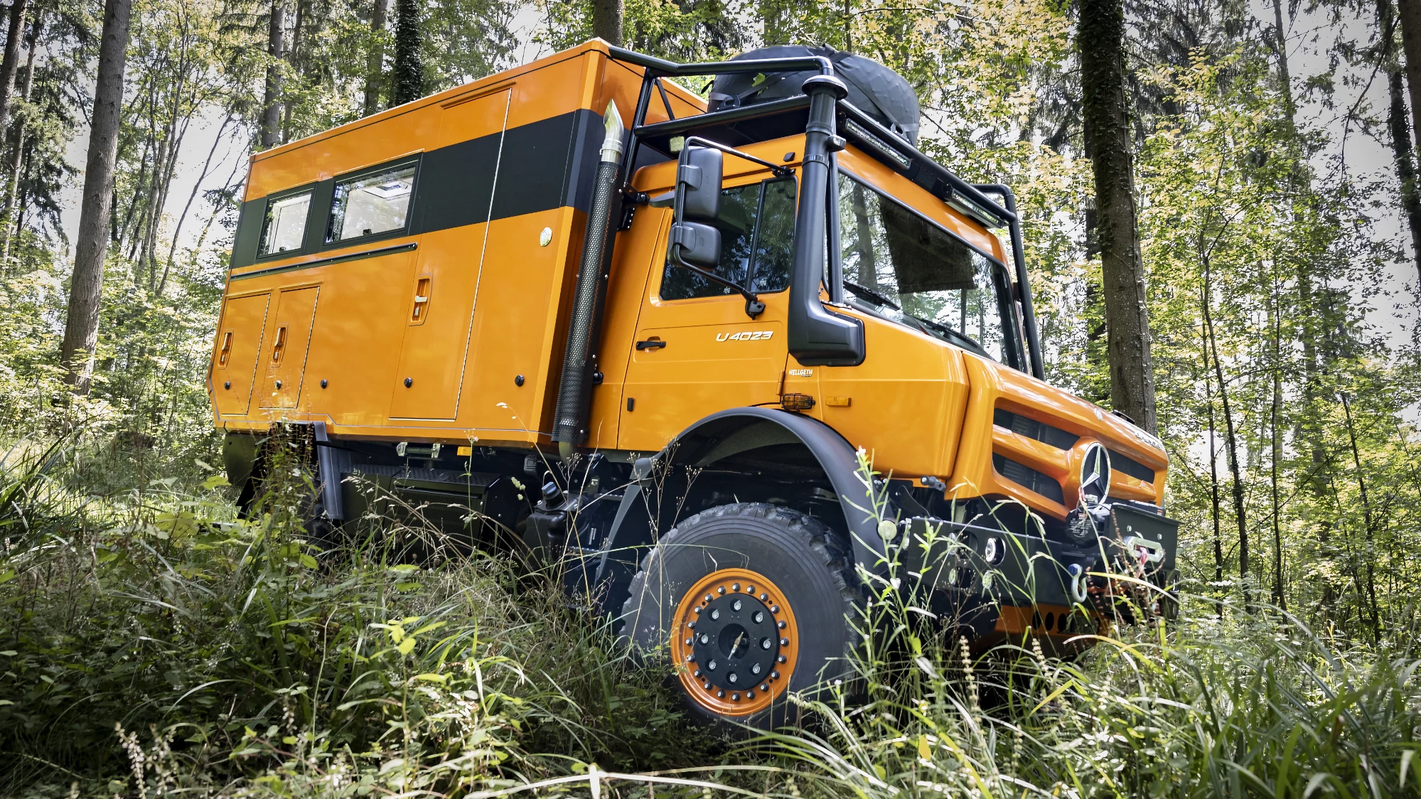 Mercedes-Benz e Hellgeth reinventam o Unimog com o TenereX, um overlander de luxo extremo