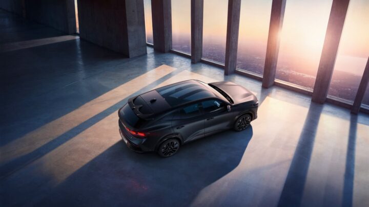 Renault Filante: regresso ao segmento premium com "algo diferente de tudo o que existe"