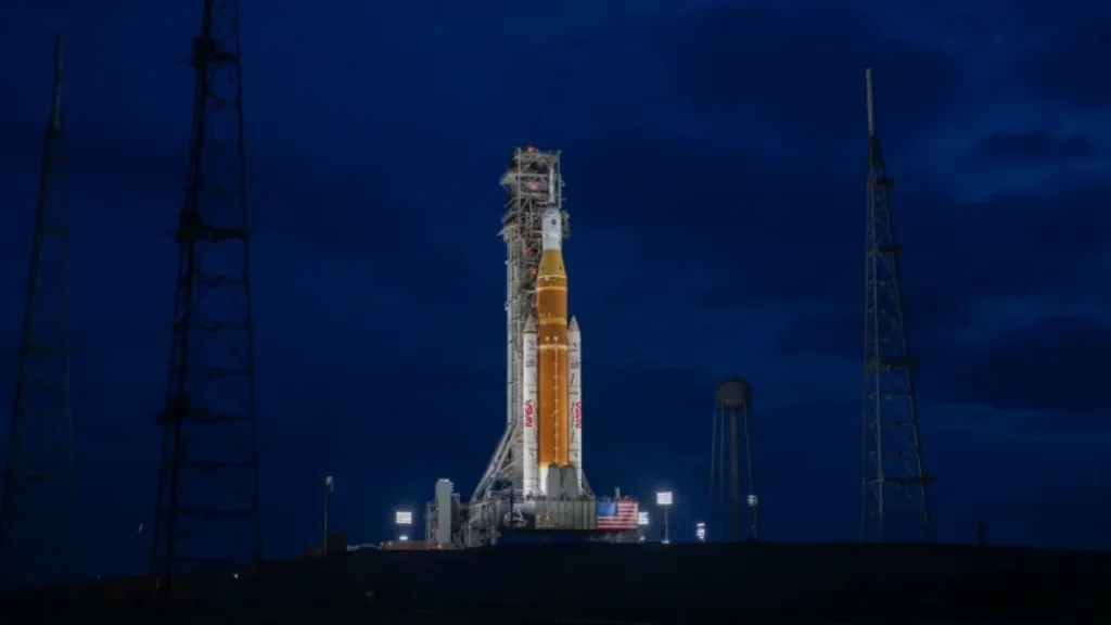 NASA reinicia contagem decrescente após corrigir fugas de hidrogénio no seu foguetão