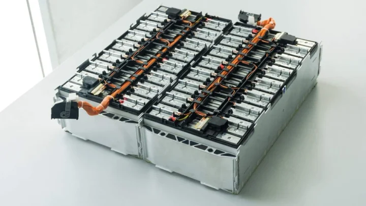 Imagem bateria de lítio-metal para a Renault