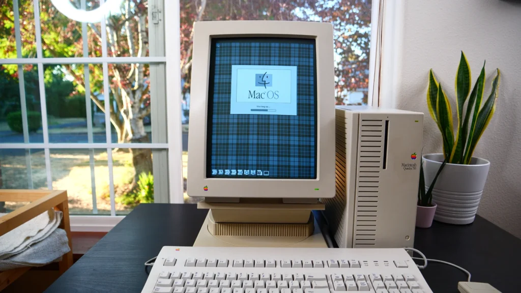 A Apple apostou em ecrãs verticais décadas antes do iPhone. O inimigo? As cafeteiras