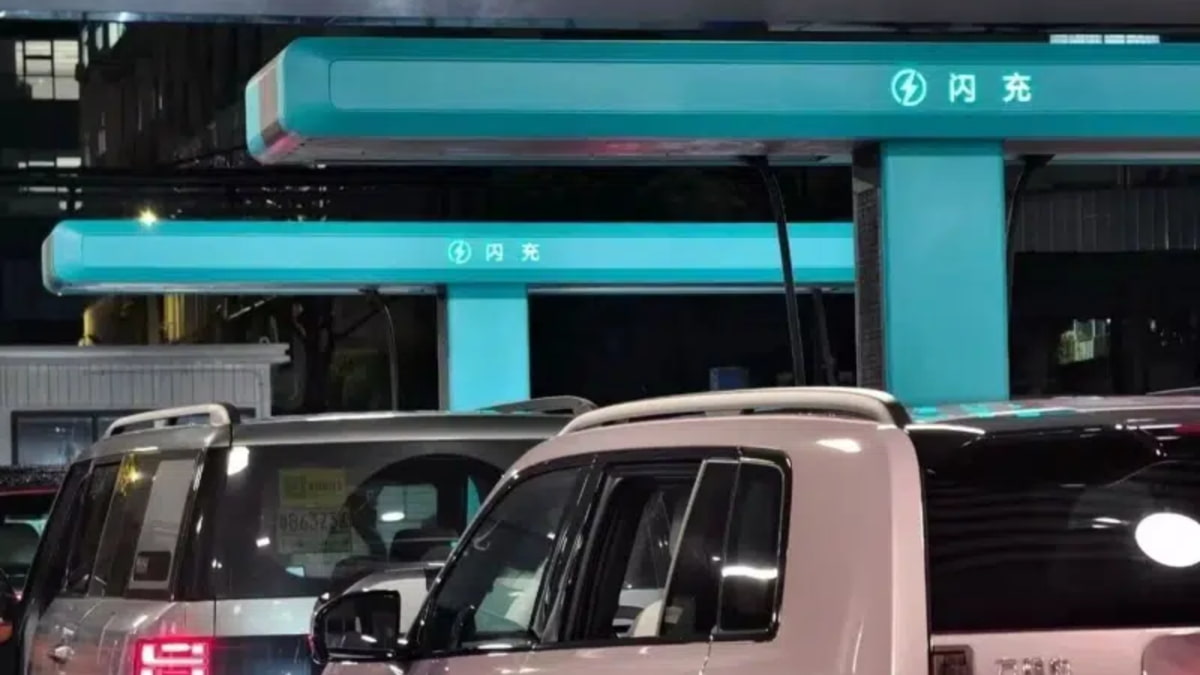 BYD testa carregamento ultrarrápido, e é como atestar o depósito nas bombas de combustível