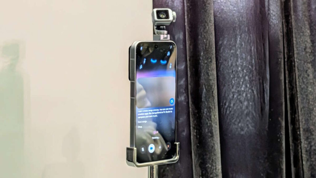 robot phone HONOR smartphone robô