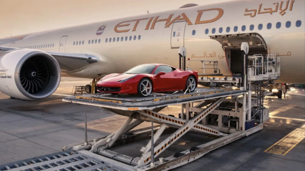 Guerra no Irão não trava Ferraris personalizados rumo ao Médio Oriente