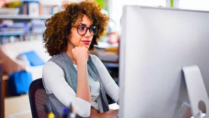 Pode realizar um contrato de trabalho com um cidadão estrangeiro mesmo sem NISS?