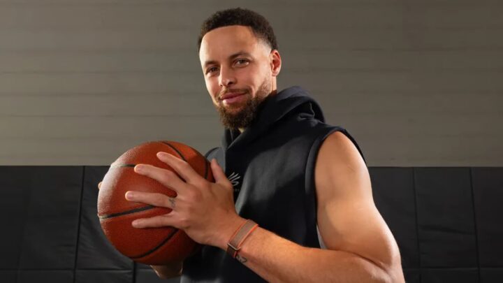 Fitbit Air Special Edition, codesenhada com o astro do basquetebol Stephen Curry