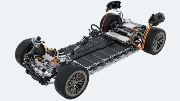 Imagem interior do Porsche Cayenne Eletric