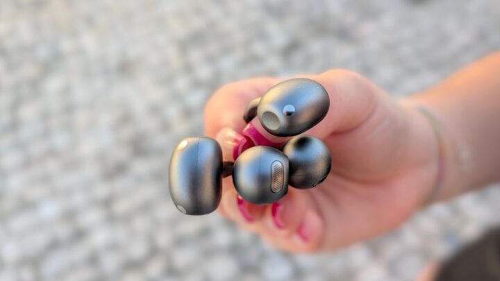 OPPO Enco Clip2 Open Earbuds som
