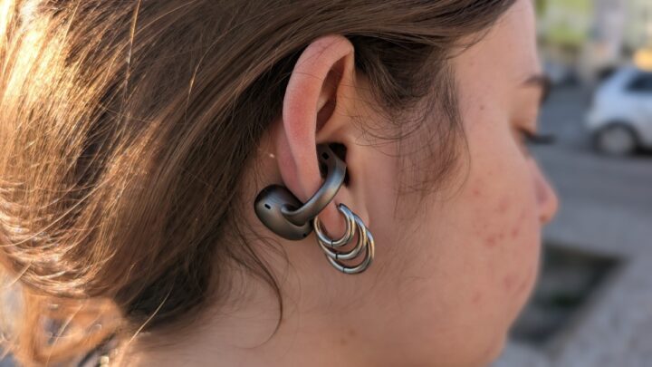 OPPO Enco Clip2 Open Earbuds som