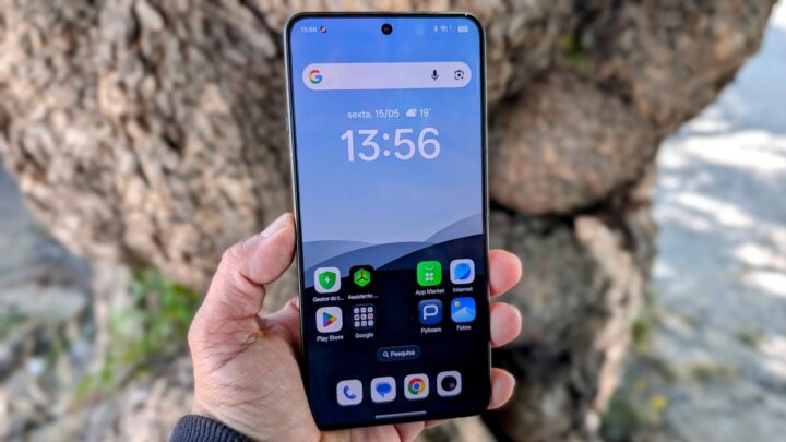 OPPO ColorOS 17 Liquid Glass Apple