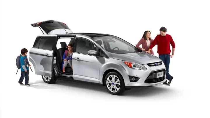 Tem família numerosa? Pode pagar menos ISV na compra de um automóvel
