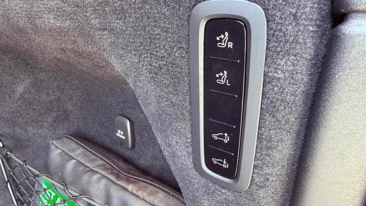 Volvo EX90