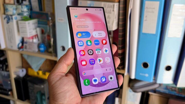 Samsung Galaxy Z Fold8 Ultra smartphone dobrável