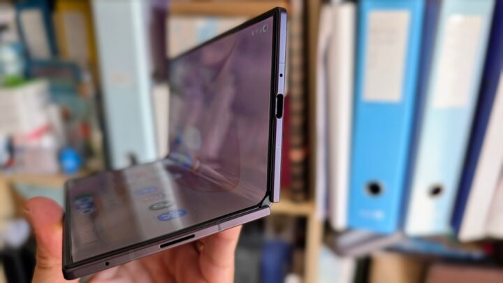 Samsung Galaxy Z Fold8 Ultra smartphone dobrável