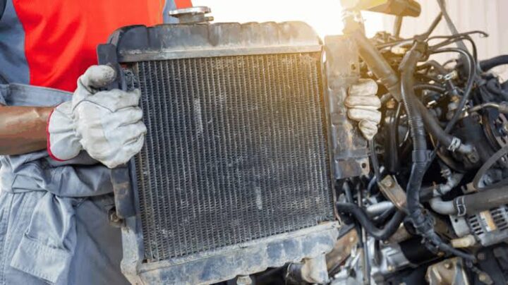 O calor aperta? Saiba como funciona a refrigeração dos carro e evite avarias