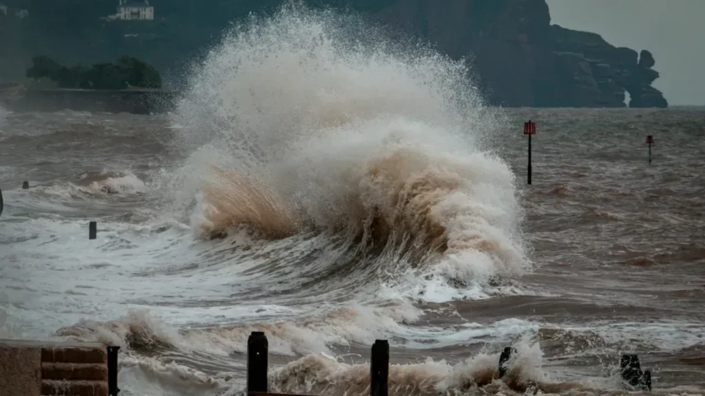 Um tsunami vai atingir o Mediterrâneo. E Portugal também está em risco