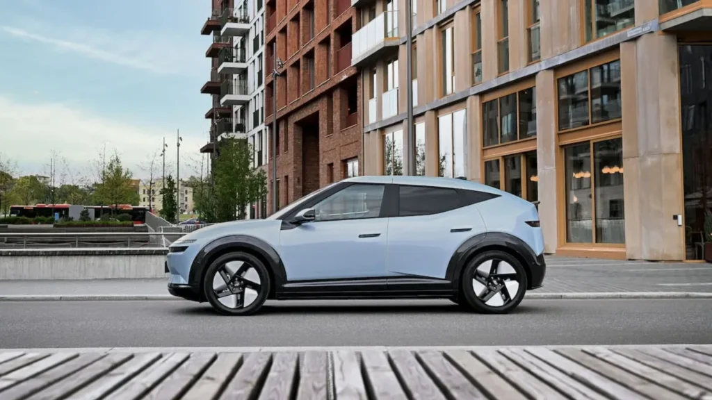 A família IONIQ vai crescer: Hyundai prepara dois novos SUV elétricos