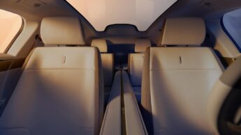 Interior do novo Jaguar Type 01