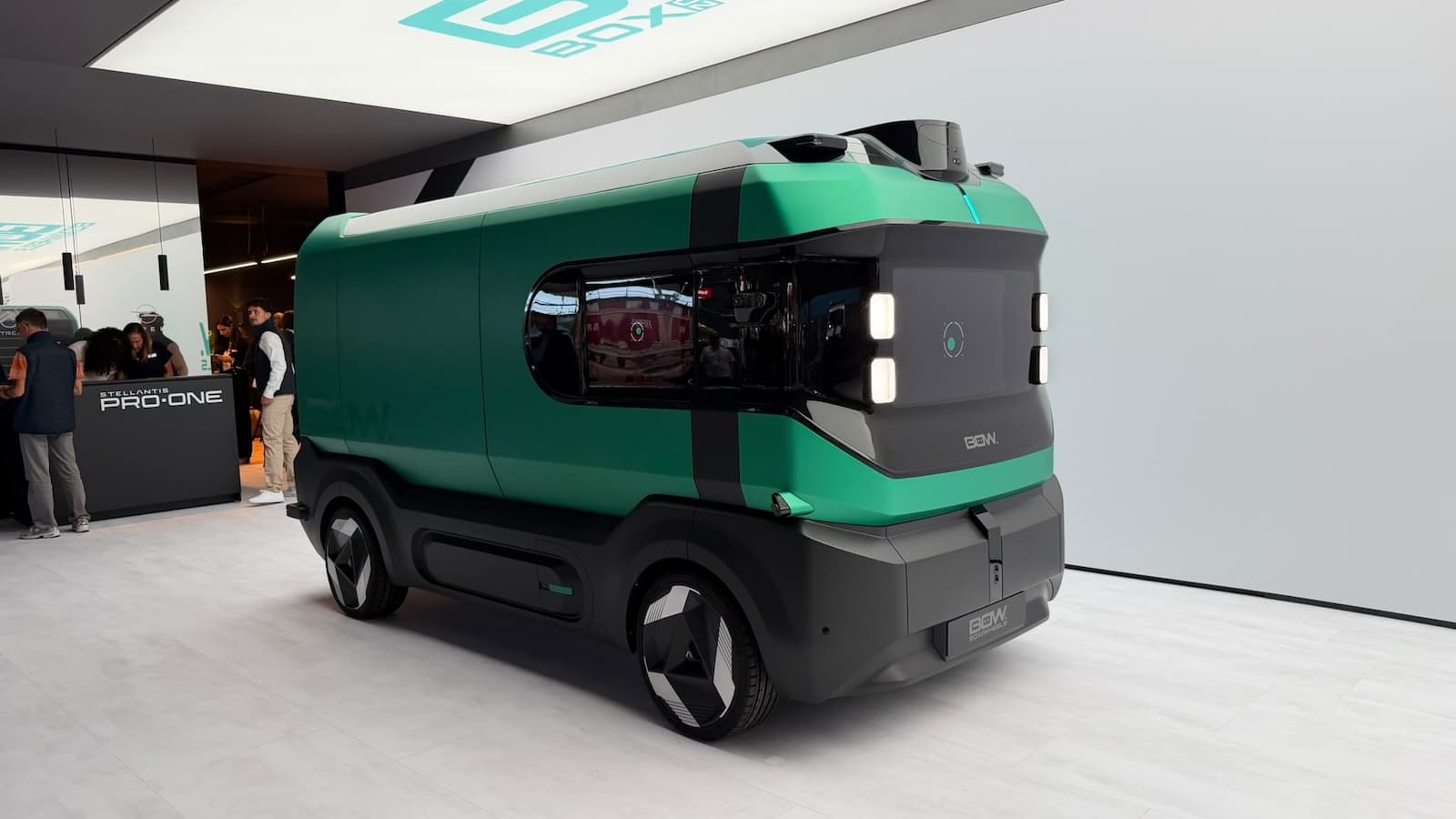 Stellantis apresentou uma caixa sobre rodas que não precisa de condutor