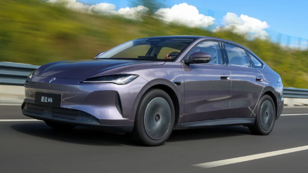 Imagem carro elétrico Jetta M6