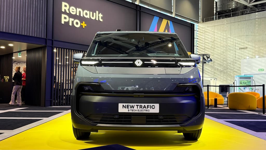 Renault Trafic E-Tech eleita “Furgão Internacional do Ano 2027”