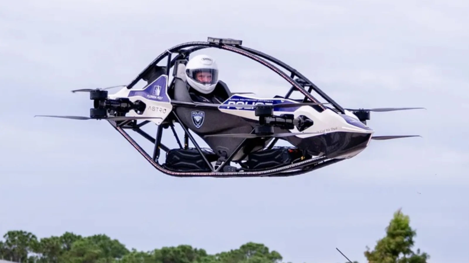 Polícia na Florida apresenta aeronave elétrica que chega aos 102 km/h… mas só voa 20 min