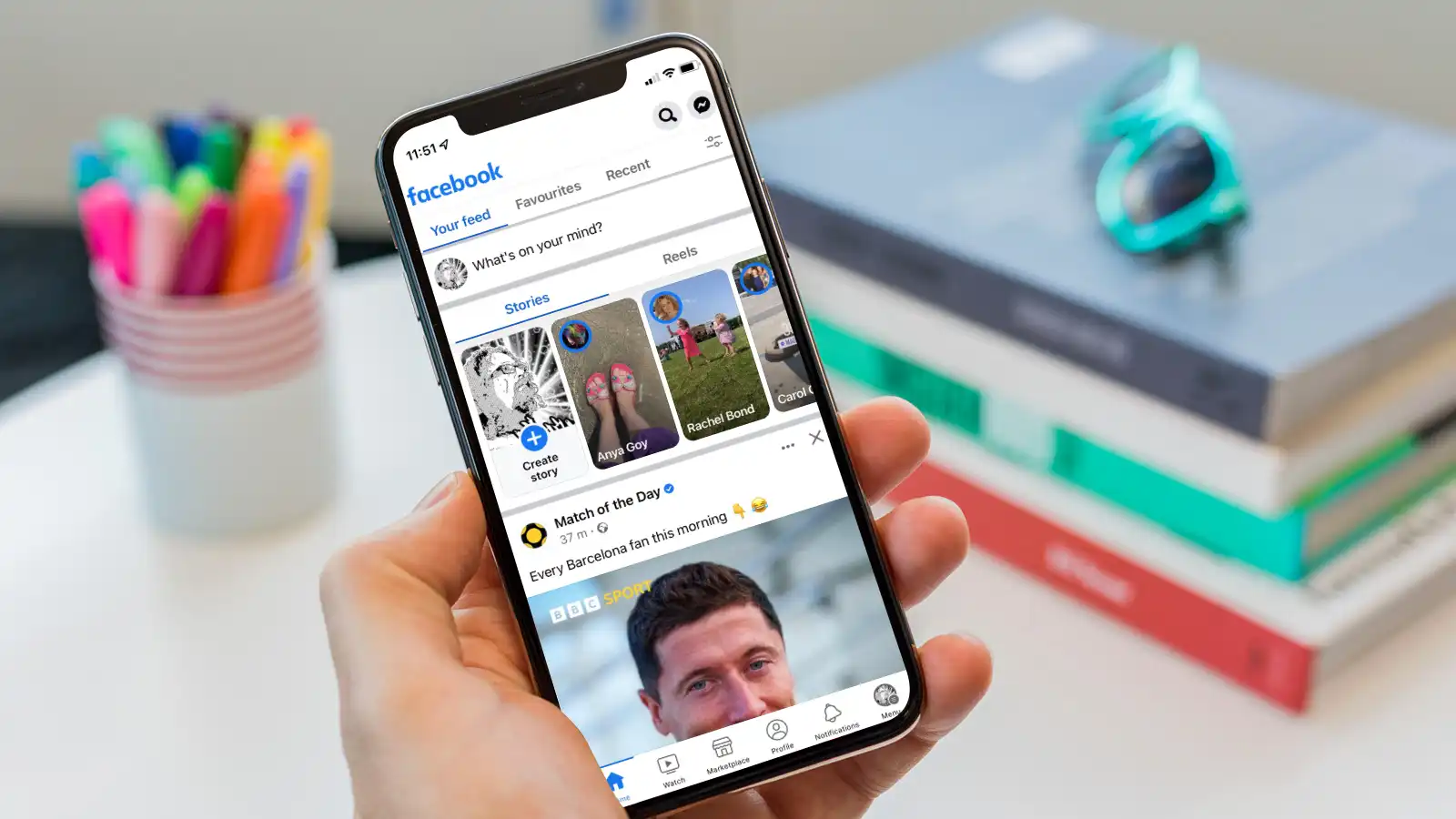 Vai poder finalmente começar a controlar o que aparece no seu feed do Facebook